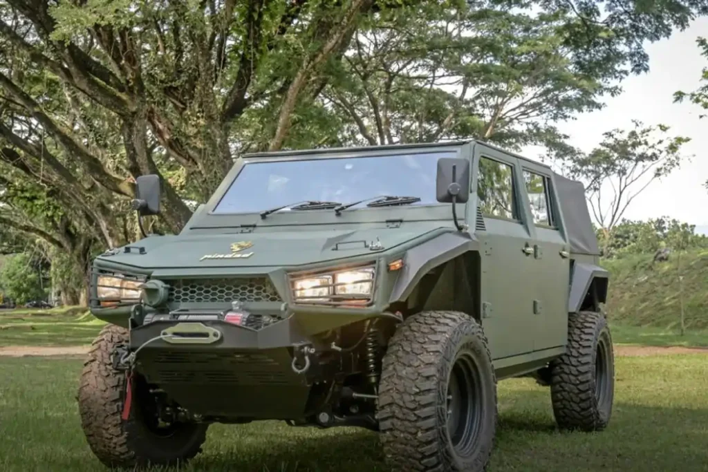 Mobil Maung Pindad